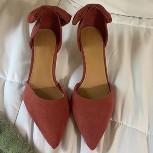 Red/pink Bow heel